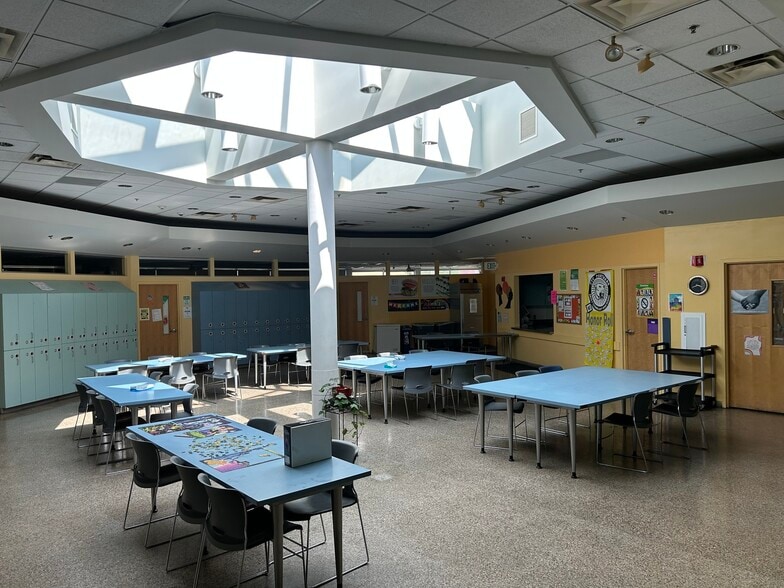 More Photos Of 2210 Oliver Ave N, Minneapolis Lodge Meeting Hall For Lease
