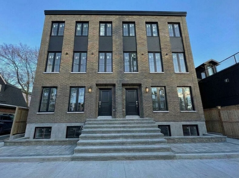 Primary Photo Of 9 Gwynne Av, Ottawa Apartments For Sale