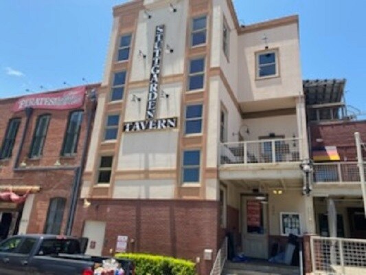More Photos Of 111 23rd St, Galveston Bar For Lease
