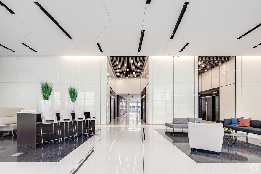 More Photos Of 333 S Garland Ave, Orlando Office For Lease