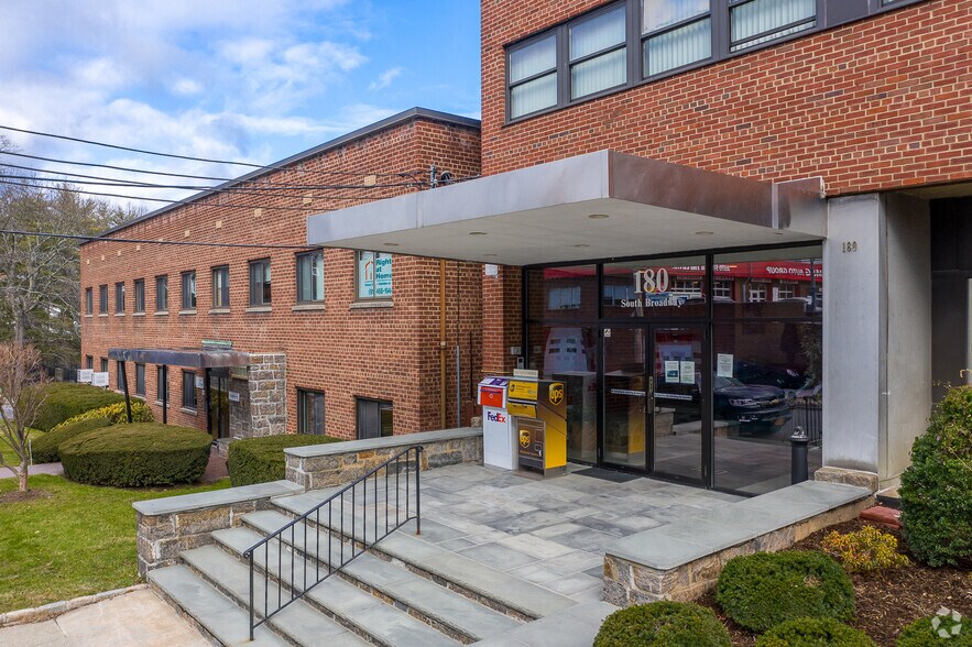 More Photos Of 180 S Broadway, White Plains Office For Lease