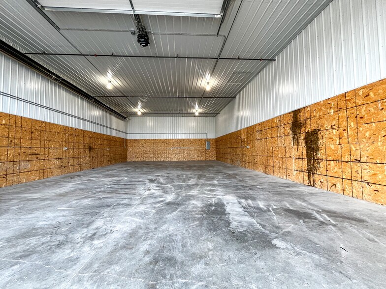 More Photos Of 3515 Seger Dr, Rapid City Warehouse For Lease