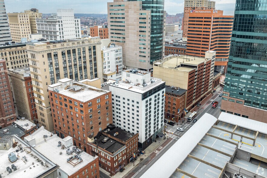 More Photos Of 120 E Lombard St, Baltimore Hotel For Sale