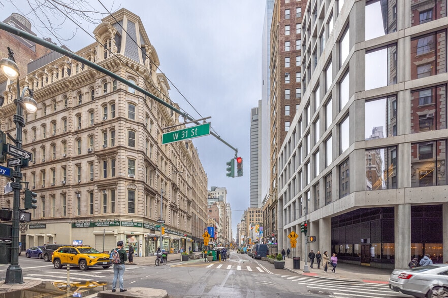More Photos Of 1237-1239 Broadway, New York Office For Lease