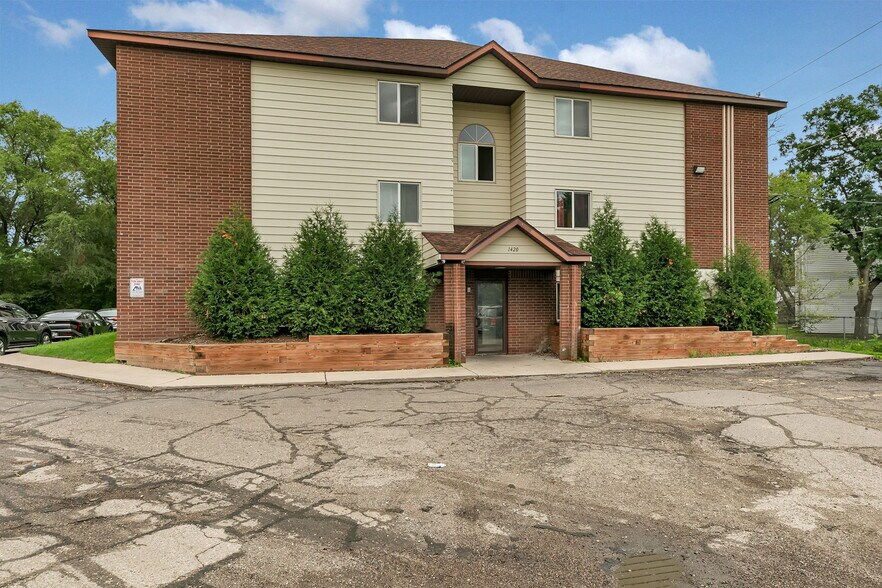 More Photos Of 1416 6th Ave S, Saint Cloud Apartments For Sale