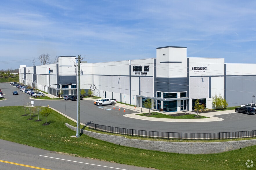 More Photos Of 7413 Cushing Rd, Manassas Refrigeration Cold Storage For Lease