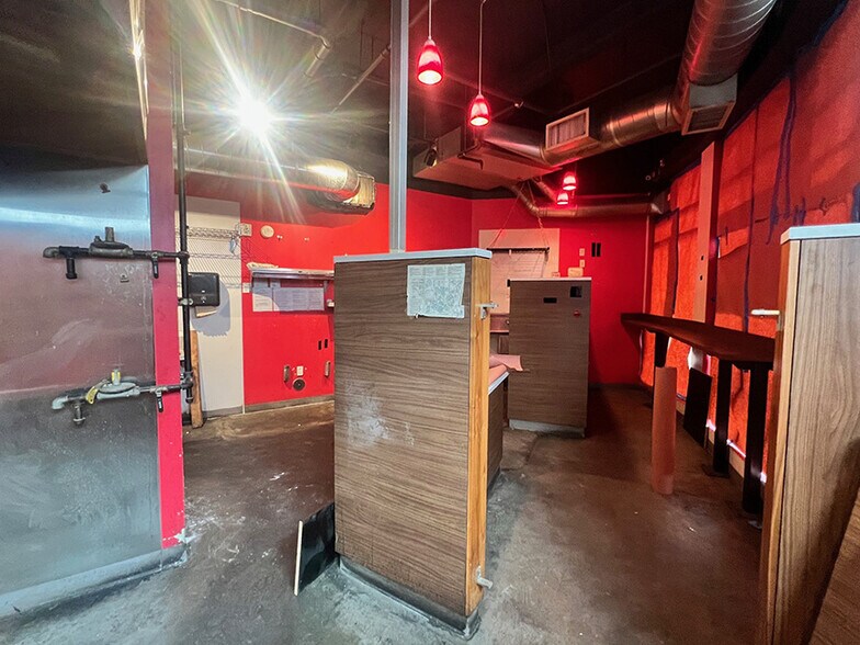 More Photos Of 7227 N Philadelphia Ave, Portland Apartments For Lease