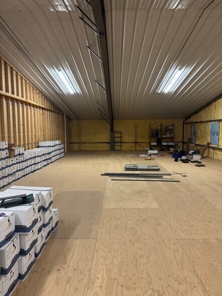 More Photos Of 309 24th Ave SW, Watford City Industrial For Sale