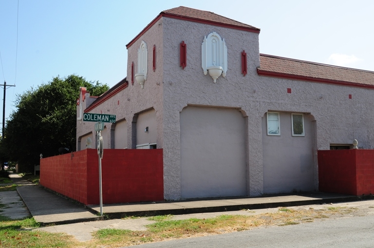 Primary Photo Of 801 S Carancahua St, Corpus Christi Apartments For Sale