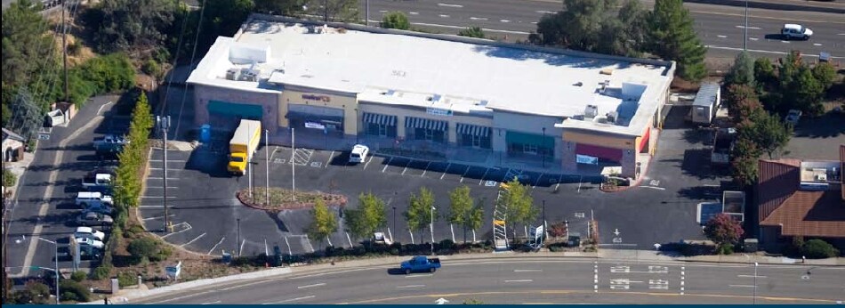 More Photos Of 960-961 Dana Dr, Redding Storefront Retail Office For Lease