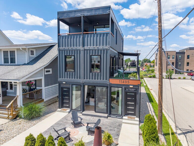 Primary Photo Of 11405 Lantern Rd, Fishers Storefront Retail Residential For Sale