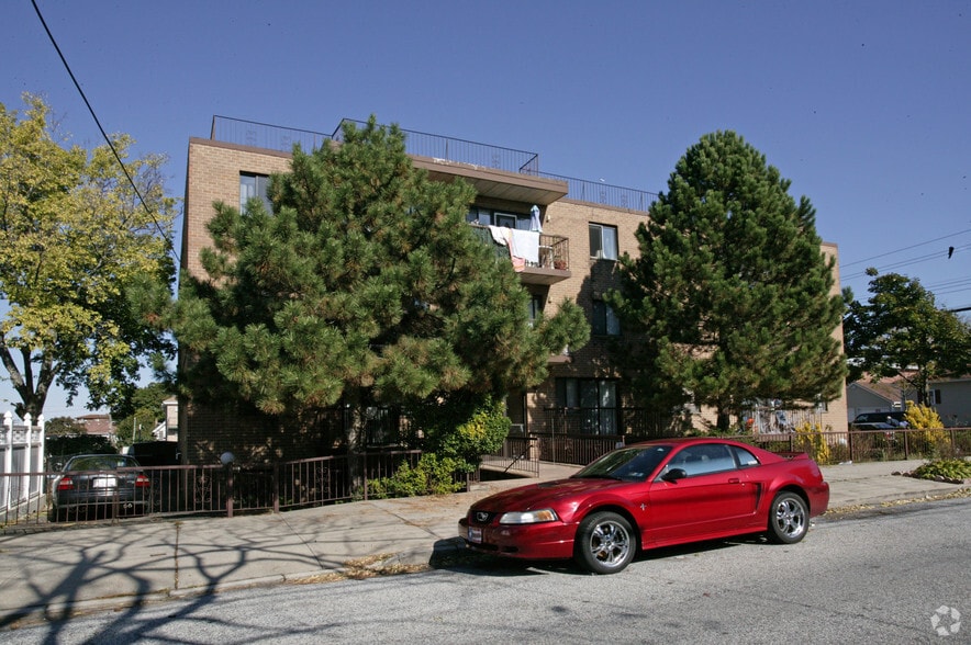 More Photos Of 122-15 25th Rd, Flushing Apartments For Sale
