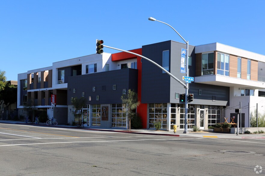 More Photos Of 3801 Ingraham St, San Diego Apartments For Lease