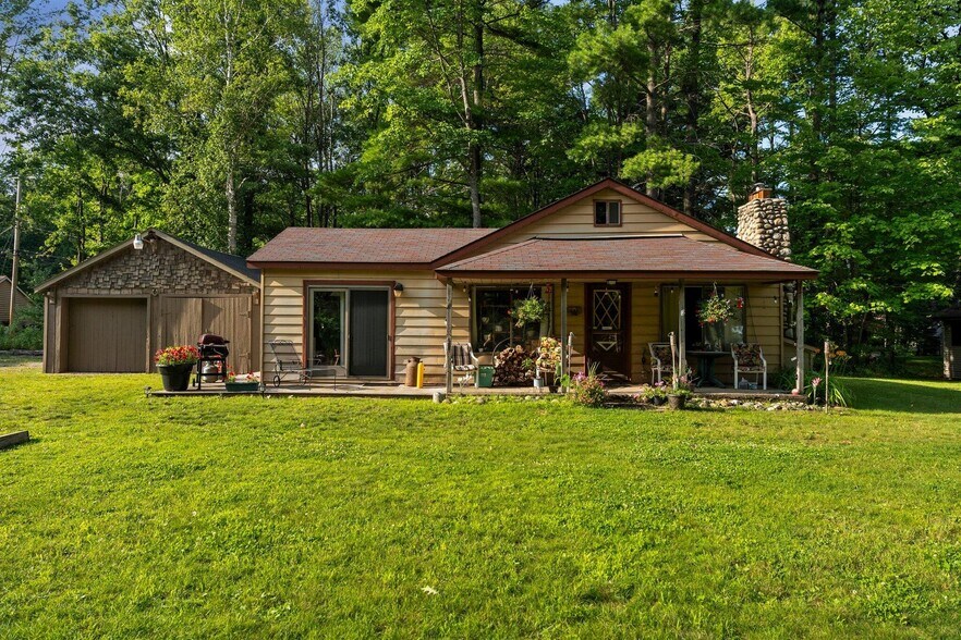 Primary Photo Of 3551 W Otsego Lake Dr, Gaylord Manufactured Housing Mobile Home Park For Sale