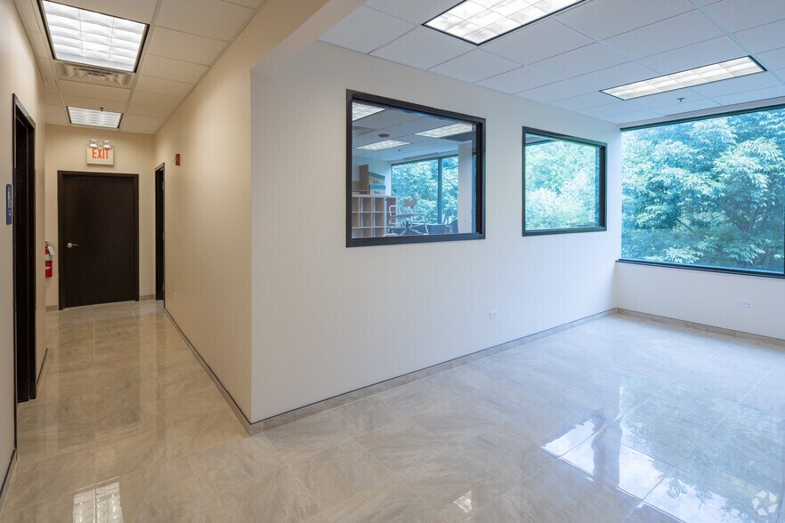 More Photos Of 14489 John Humphrey Dr, Orland Park Medical For Sale