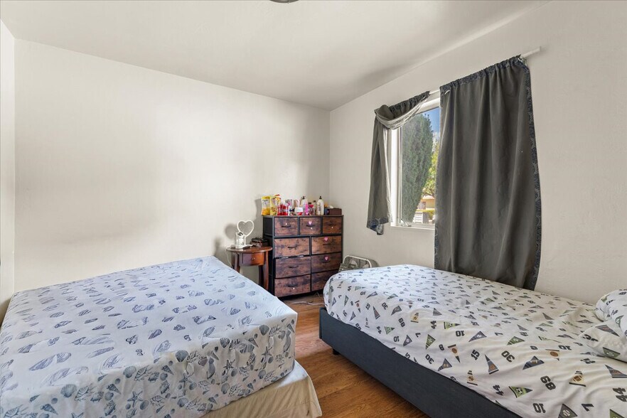 More Photos Of 423 N 26th St, San Jose Apartments For Sale