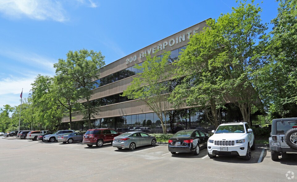 More Photos Of 200 River Pointe Dr, Conroe Office For Lease