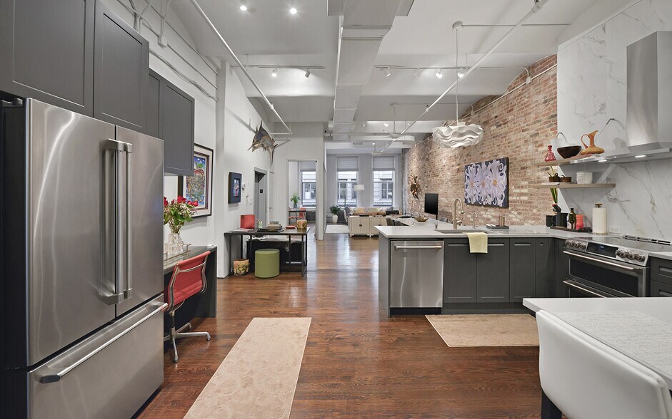 More Photos Of 11 W 20th St, New York Office For Sale