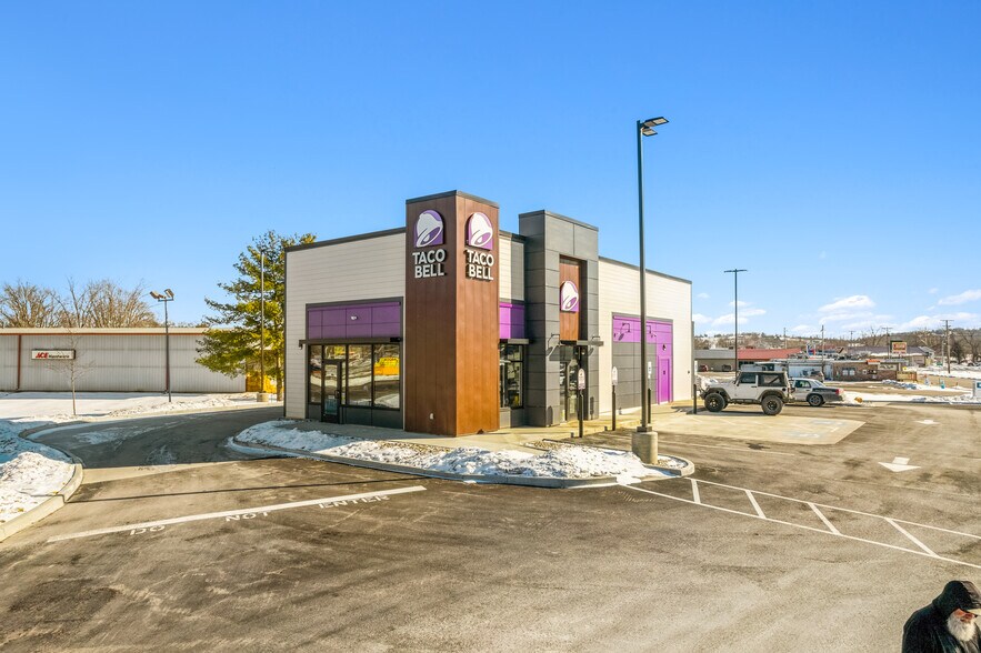 More Photos Of 1321 W Shelby St, Falmouth Fast Food For Sale