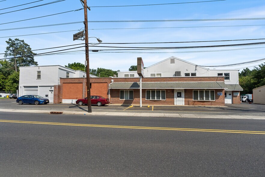 Primary Photo Of 257 W Nicholson Rd, Audubon Office For Sale