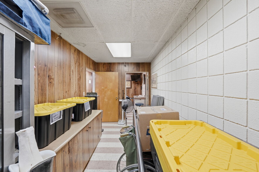 More Photos Of 2268 Long Beach Blvd, Long Beach Medical For Sale