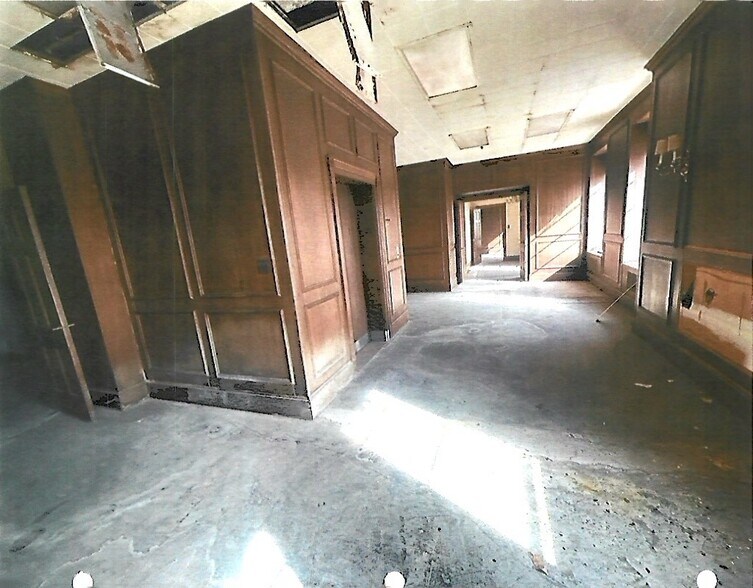 More Photos Of 11770 Berea Rd, Lakewood Office For Sale