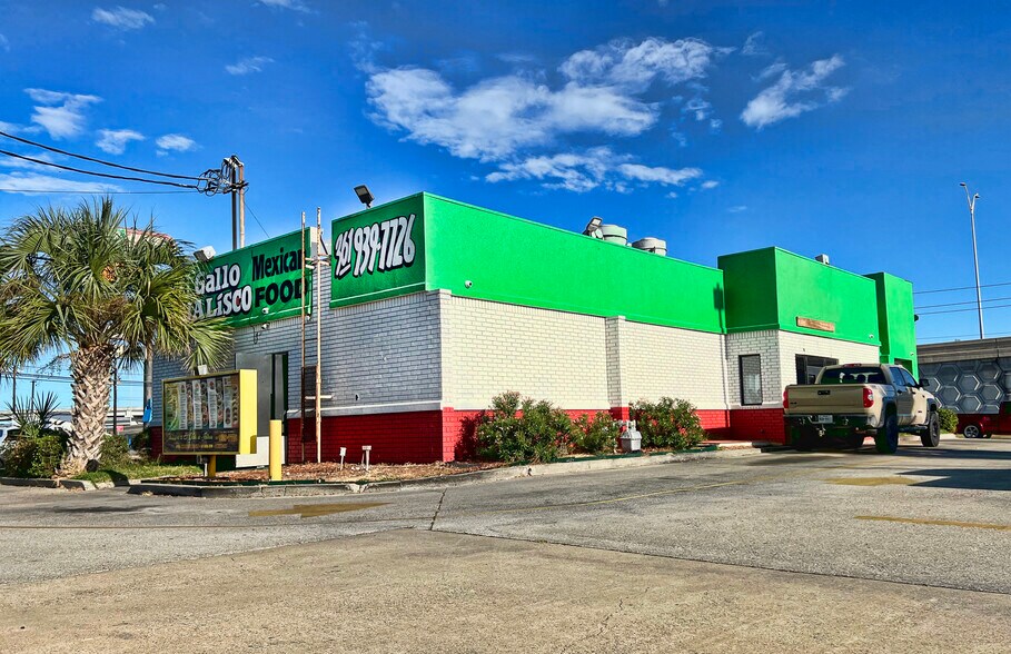 More Photos Of 1216 Waldron Dr, Corpus Christi Unknown For Lease