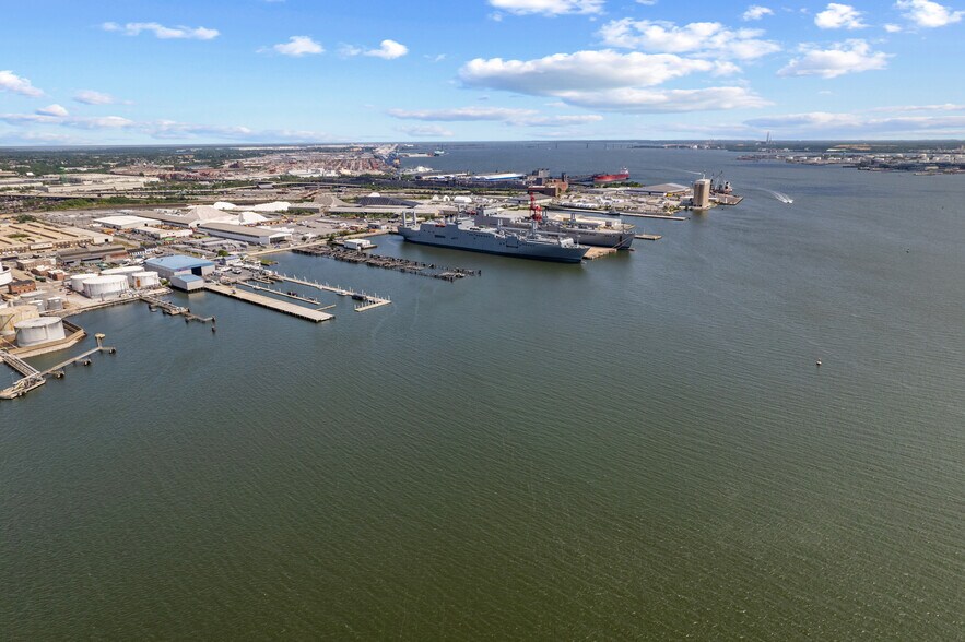 More Photos Of 1800 S Clinton St, Baltimore Marina For Sale