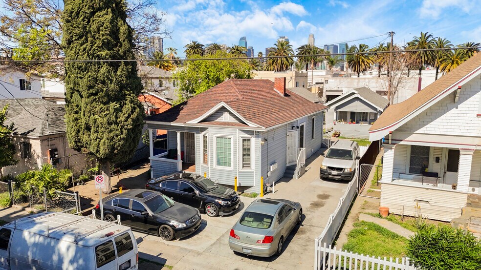 More Photos Of 515 E 21st St, Los Angeles Apartments For Sale