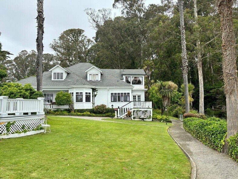 More Photos Of 620 El Salto Dr, Capitola Hospitality For Sale