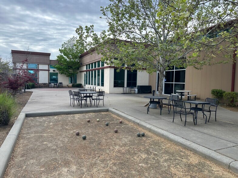 More Photos Of 495 Ryan Ave, Chico Industrial For Lease