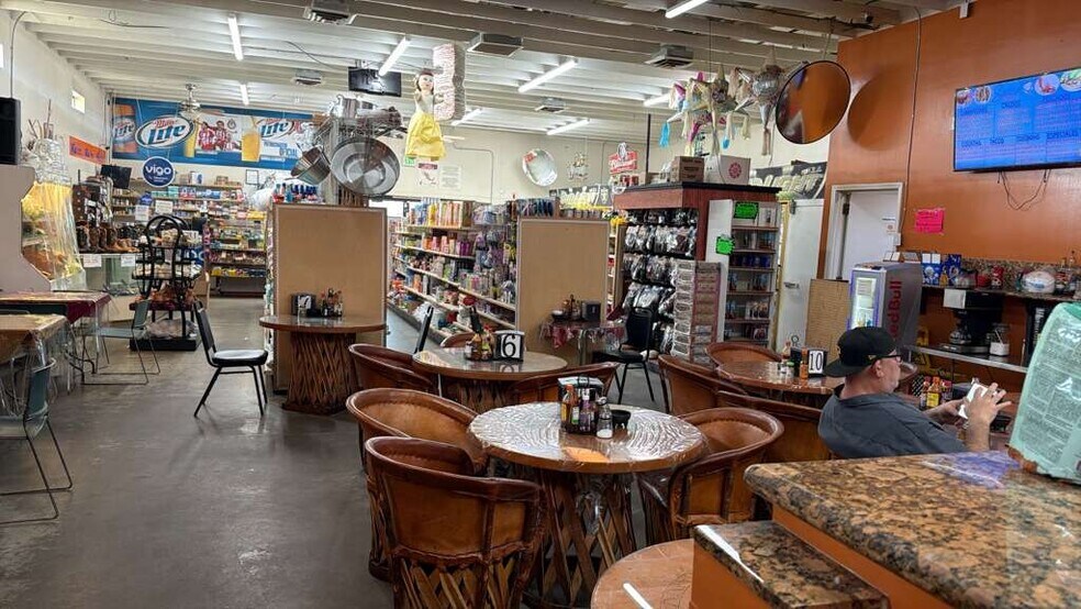 More Photos Of 6982 N Winton Way, Winton General Retail For Sale