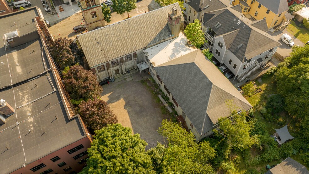 More Photos Of 125 Highland Ave, Somerville Religious Facility For Sale