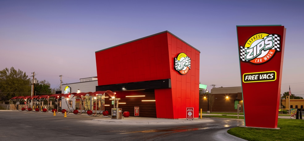 Primary Photo Of 10799 Page Ave, Saint Louis Carwash For Sale