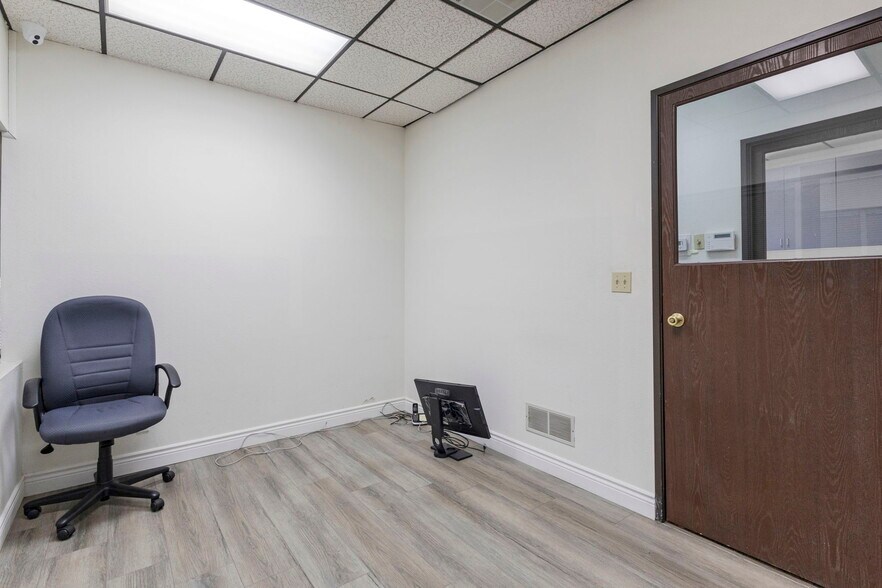 More Photos Of 706 N Diamond Bar Blvd, Diamond Bar Office For Sale