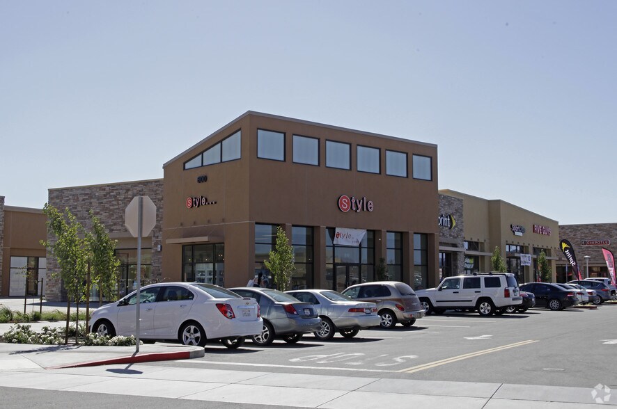 More Photos Of E Washington Pl & Highway 101, Petaluma Unknown For Lease