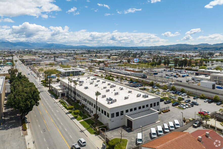 More Photos Of 655 W Rialto Ave, San Bernardino Office For Sale