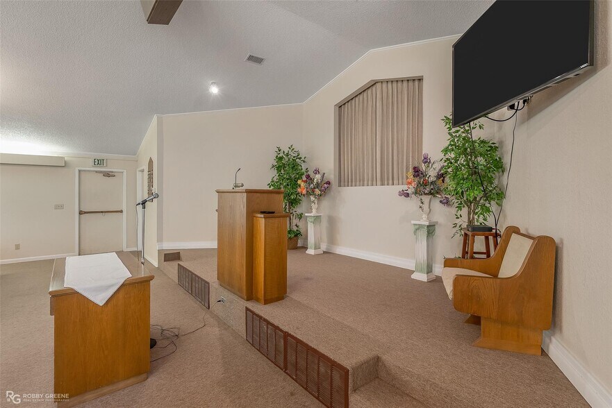 More Photos Of 12991 Highway 1, Oil City Specialty For Sale