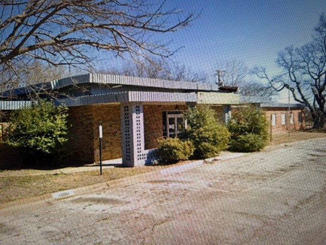 Primary Photo Of 111 13th Ave NW, Ardmore Skilled Nursing Facility For Sale