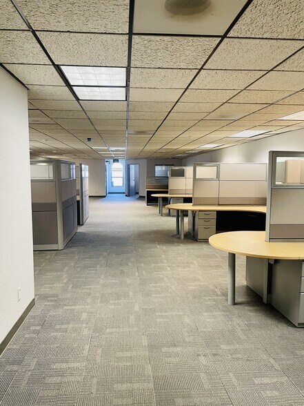 More Photos Of 321 5th St, Hollister Office For Sale