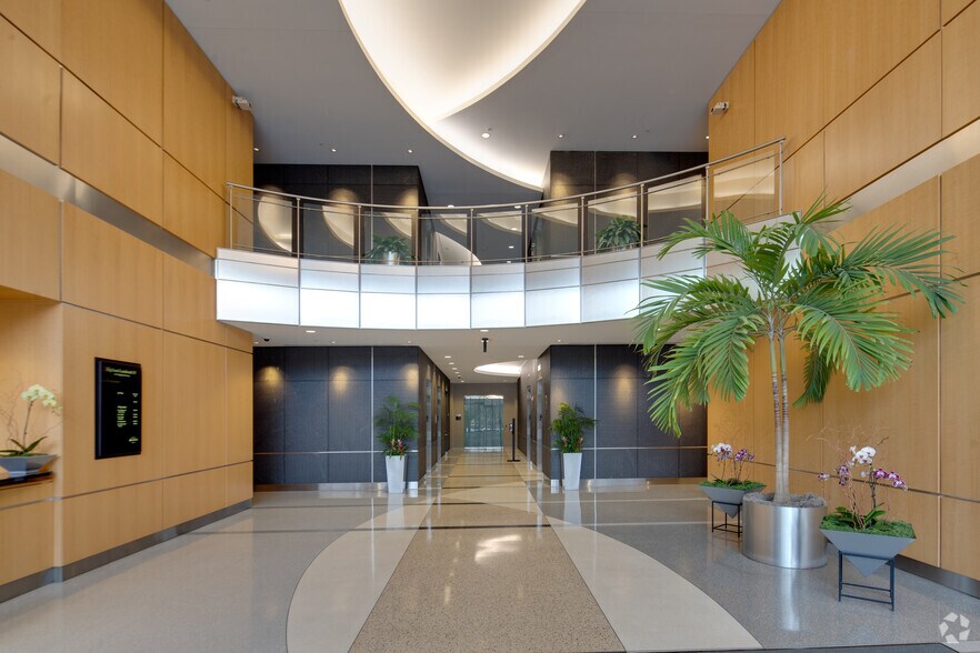 More Photos Of 3050 Highland Pky, Downers Grove Unknown For Lease