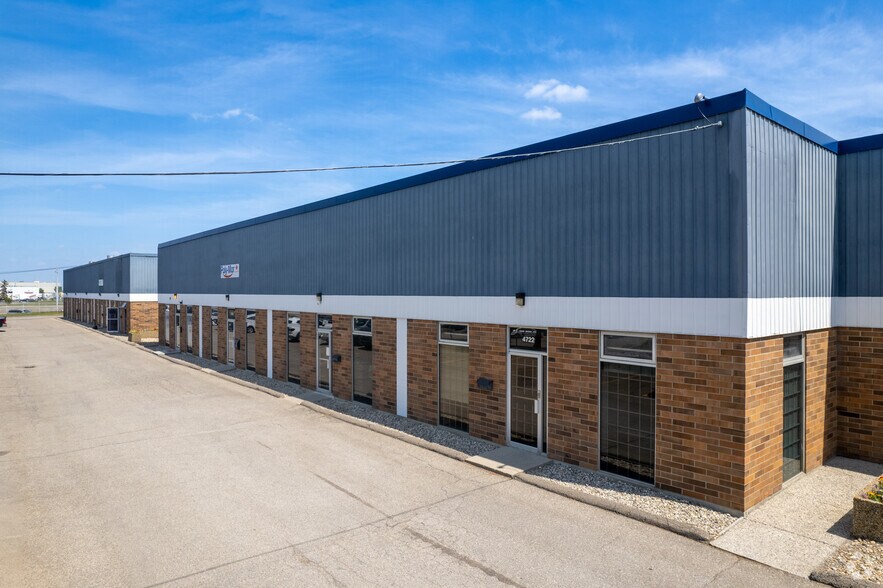 More Photos Of 4710-4760 14th St NE, Calgary Warehouse For Lease