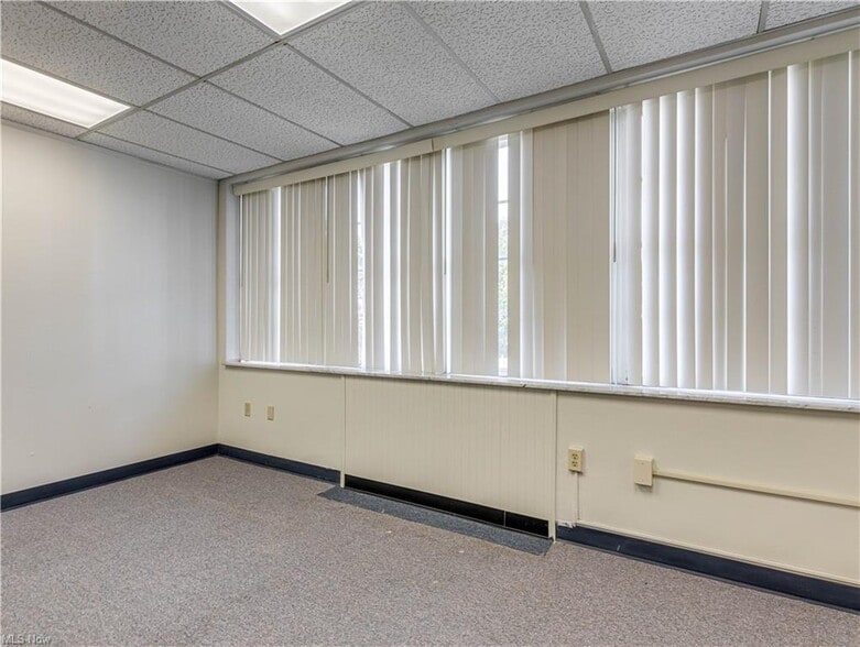 More Photos Of 680 E Market St, Akron Loft Creative Space For Lease