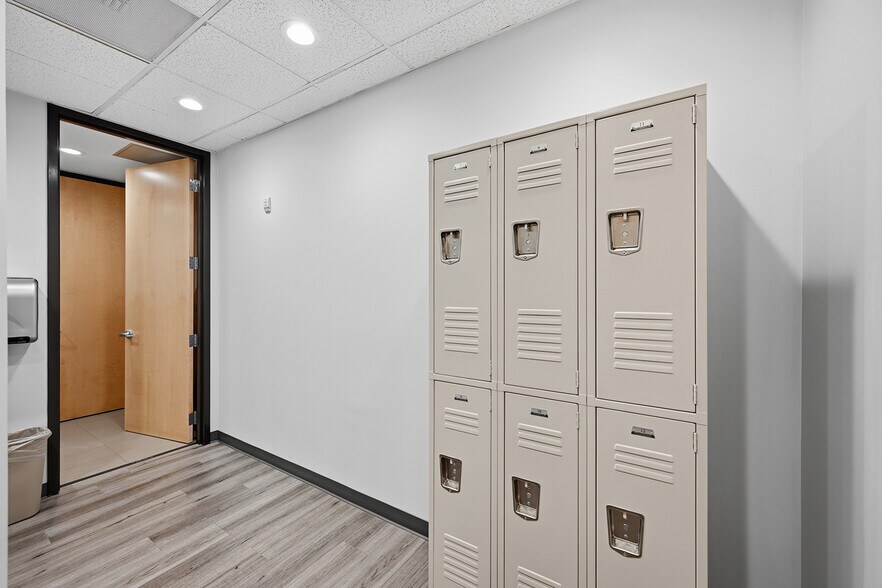 More Photos Of 630 Plaza Dr, Highlands Ranch Unknown For Lease