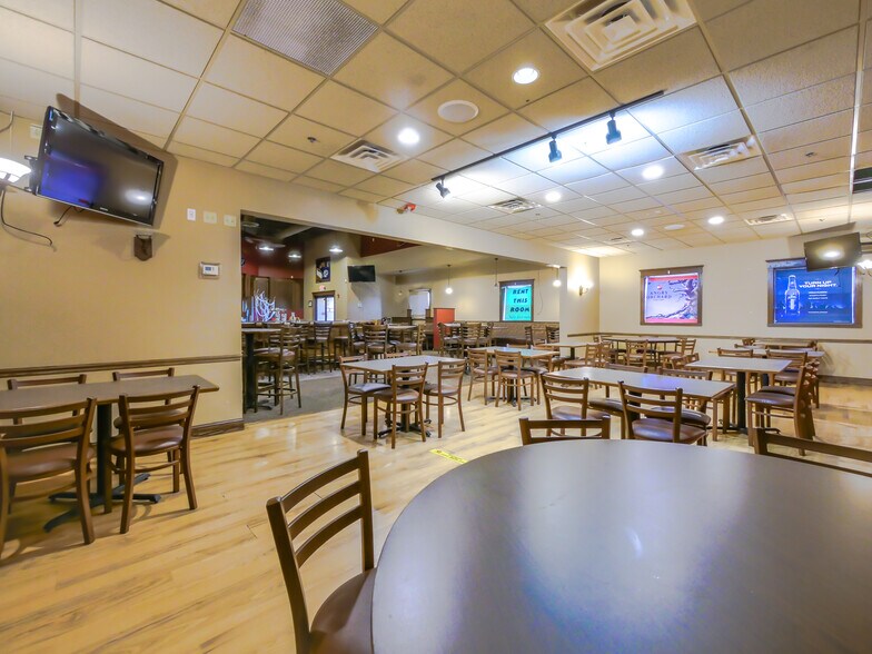 More Photos Of 1225 Timberlane Dr, Sauk Centre General Retail For Sale