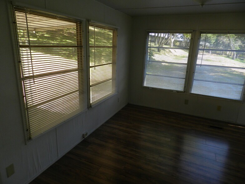 More Photos Of 17663 Vierra Canyon Rd, Salinas Manufactured Housing Mobile Home Park For Sale