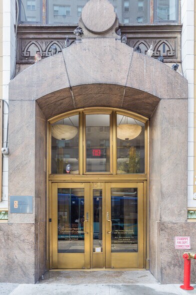 More Photos Of 154 W 14th St, New York Office For Lease