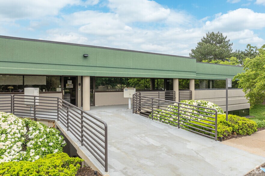 More Photos Of 2660 Horizon Dr SE, Grand Rapids Office For Lease