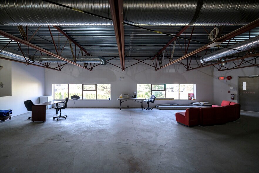 More Photos Of 12070 88 Ave, Surrey Storefront For Sale