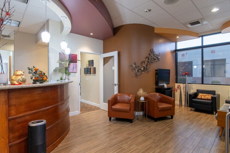 More Photos Of 3409 Calloway Dr, Bakersfield Medical For Sale